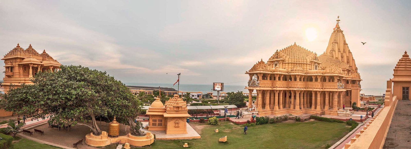 Somnath Temple Taxi Service